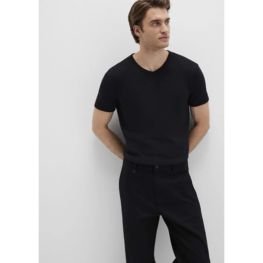 Mavi M063748-900 Ribana Detaylı Basic V Yaka Tişört Erkek Tişort