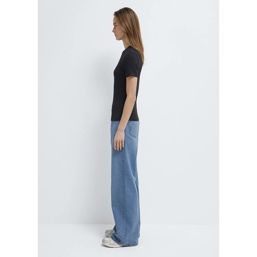 Mavi M1600963-900 Mavi Soft-Premium Basic Modal Karışımlı T-Shirt Kadın Tişört