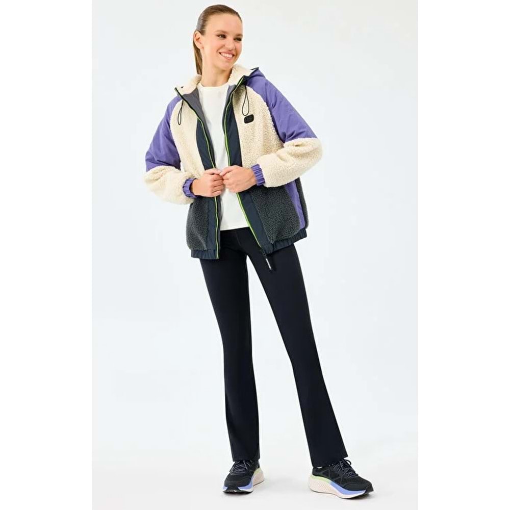 Skechers S232311-102 W Outdoor Fleece Full Zip Sherpa Kadın Mont Kadın Kaban
