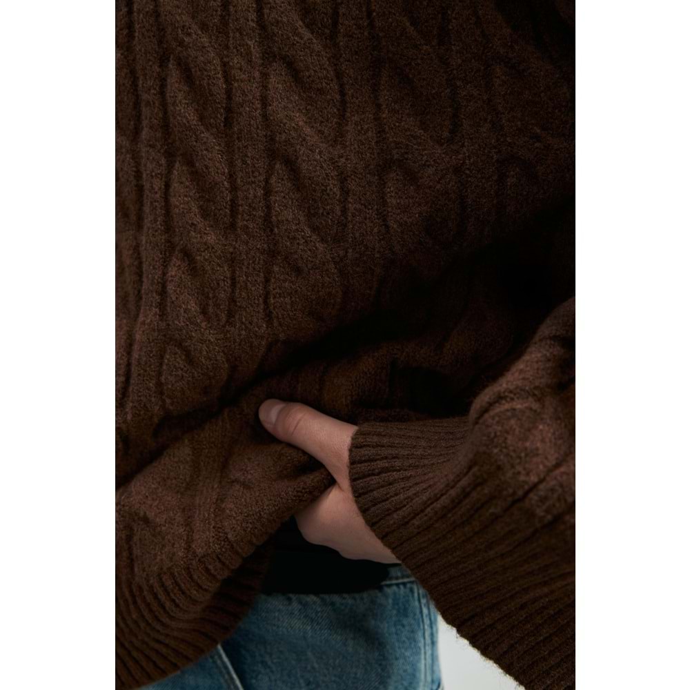 Lufian 122090061 Stella Deve Tüyü Karışımlı Bisiklet Yaka Triko Kazak Kadın Sweatshirt