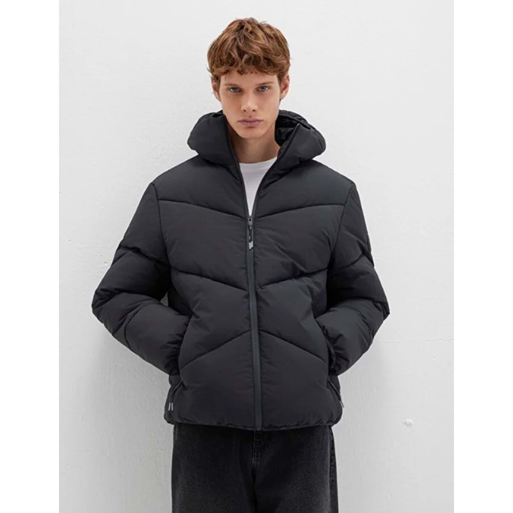 Mavi 0110360-900 Şişme Mont Kapüşonlu Erkek Mont