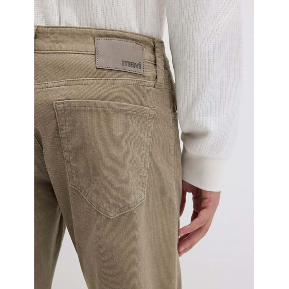 Mavi M0037888246 Martin Koyu Bej Kadife Pantolon Pantolon Erkek Pantolon
