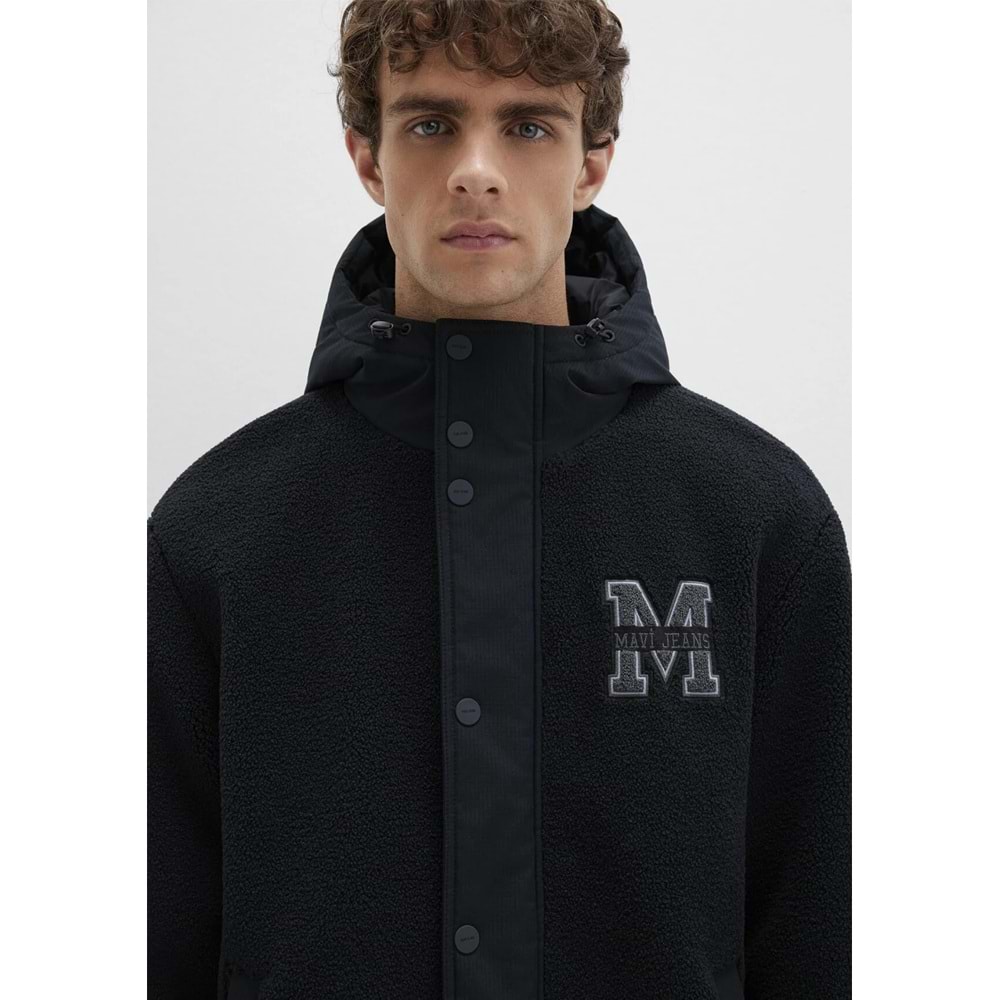 Mavi M0110628-80022 Mavi M Logo Patchli Sherpa Mont Kapüşonlu Erkek Mont
