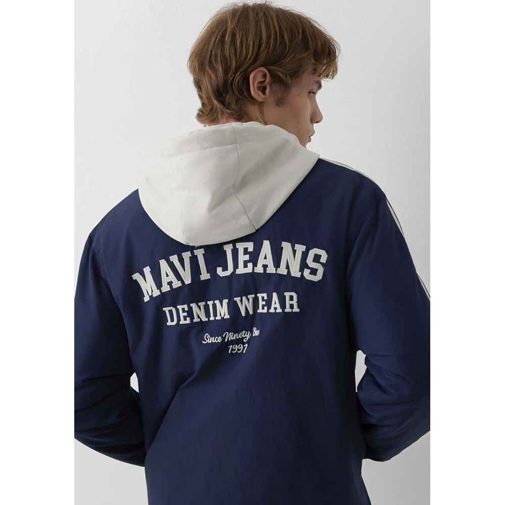 Mavi M0110623-70497 Mavi Jeans Baskılı Kapüşonlu Erkek Mont