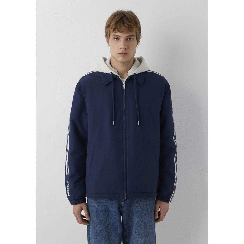 Mavi M0110623-70497 Mavi Jeans Baskılı Kapüşonlu Erkek Mont