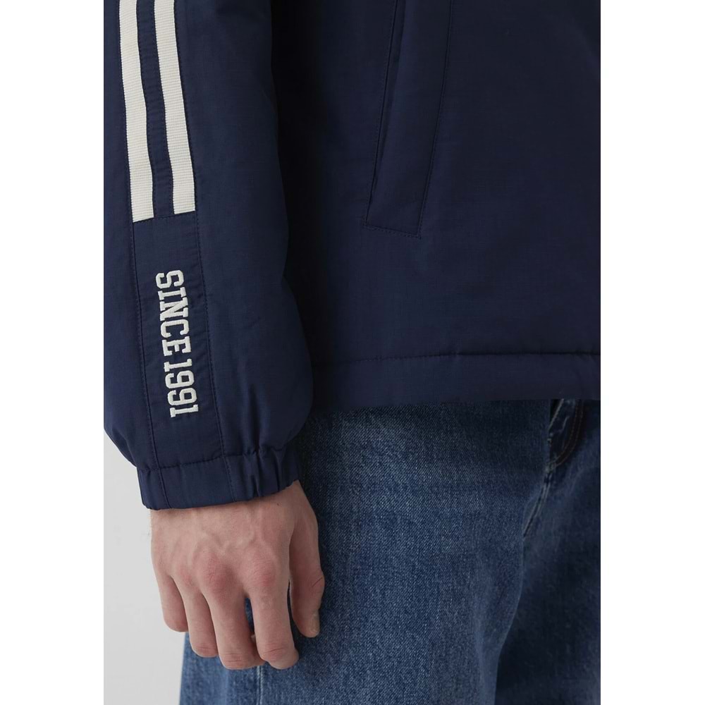 Mavi M0110623-70497 Mavi Jeans Baskılı Kapüşonlu Erkek Mont