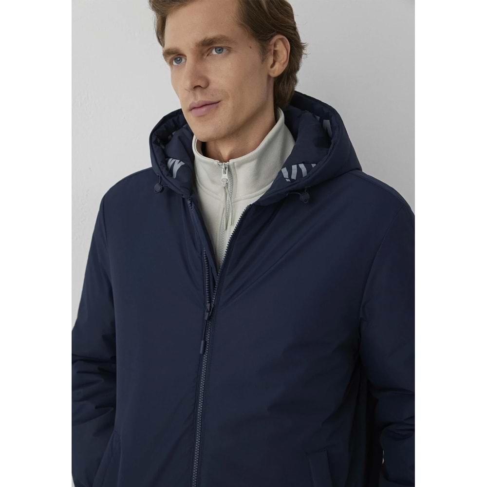Mavi M0110832-82183 Mavi Jeans Baskılı Kapüşonlu Erkek Mont