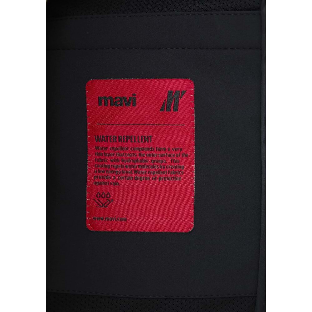 Mavi M0110852-71379 Mavi Su İtici Pro-Tech Water-Replent Kapüşonlu Spandex Erkek Mont