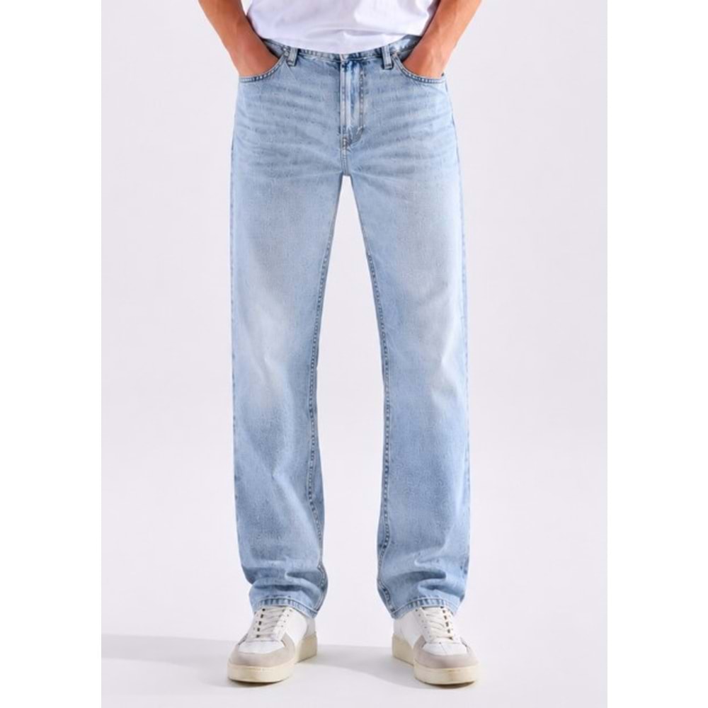 Mavi M00202A3987 Hunter Classic Denim Buz Mavisi Jean Pantolon Erkek Kot Pantolon