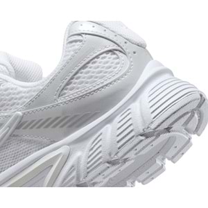 Nike V5 Rnr HQ7901-101 Unisex Spor Ayakkabı