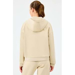 Skechers W Essential Full Zip Sweatshirt S2610016-1550 Kadın Kapüşonlu Fermuarlı Sweatshirt