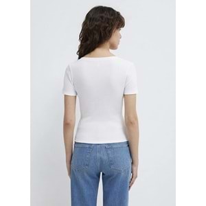 Mavi M1601040-620 Mavi V Yaka Basic T-Shirt Kadın Tişört