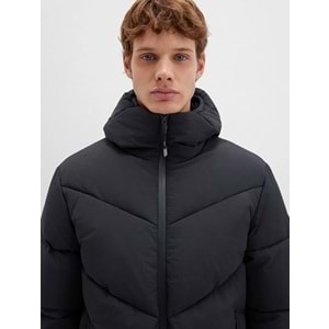 Mavi 0110360-900 Şişme Mont Kapüşonlu Erkek Mont