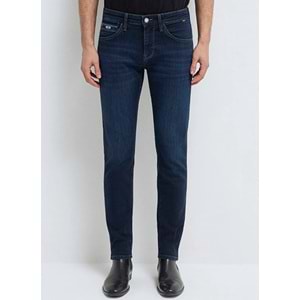 Mavi M0042487838 James Premium Blue Koyu Mürekkep Jean Pantolon Erkek Kot Pantolon