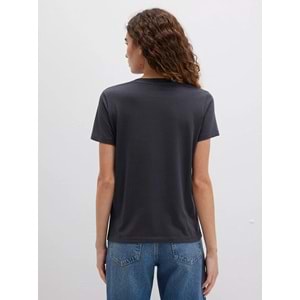 Mavi M1613412-70087 Mavi Logo Baskılı Tişört T-Shirt Kadın Tişört