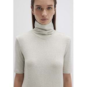 Mavi M1613613-82127 Kısa Kollu Kazak Balıkçı Yaka T-Shirt Kadın Tişört