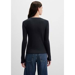 Mavi M1613652-80022 Düğme Detaylı Siyah Uzun Kollu T-Shirt Kadın Tişört