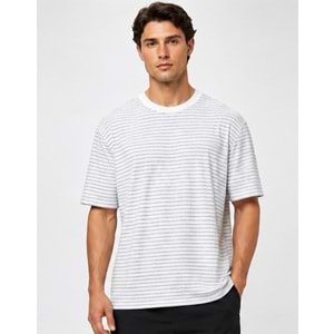 Mavi M0613317-86623 Mavi Çizgili Sky Captain Tişört Erkek T-Shirt