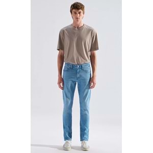 Mavi M00351A3274 Marcus Lt Used Classic Denim Jean Pantolon Erkek Kot Pantolon