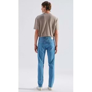 Mavi M00351A3274 Marcus Lt Used Classic Denim Jean Pantolon Erkek Kot Pantolon