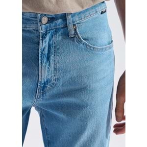 Mavi M00351A3274 Marcus Lt Used Classic Denim Jean Pantolon Erkek Kot Pantolon
