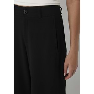 Mavi M1023155-900 Mavi Jogger Kumaş Pantolon Kadın Pantolon