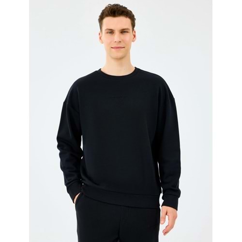 Skechers M Essential Crewneck Sweatshirt S2610015-3817 Erkek Sweatshirt