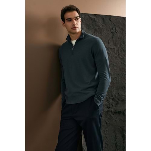 Lufian 112090201 Opulent Yün Karışımlı Fermuarlı Dik Yaka Triko Kazak Erkek Sweatshirt