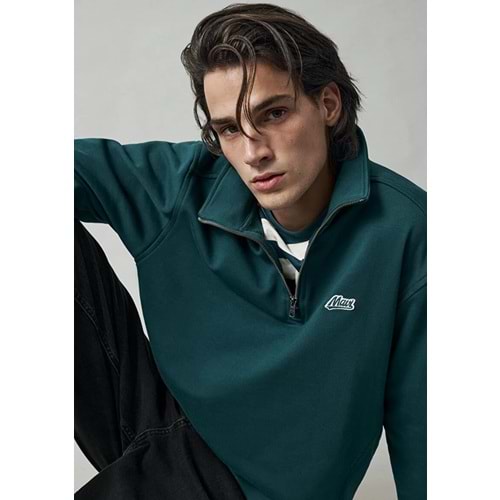 Mavi M0S10613-90366 Mavi Patch Logo Nakışlı Yarı Fermuarlı Erkek Sweatshirt