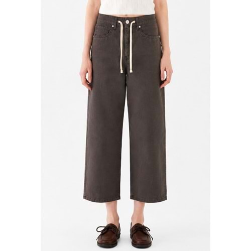 Mavi M1011274-71541 Dokuma Pantolon Bol Kesim Düz Paça Jean Kadın Kot Pantolon