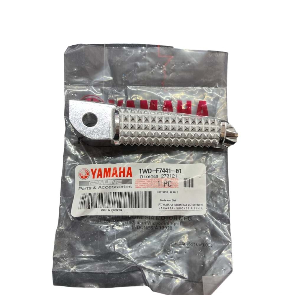 YAMAHA YZF R25-MT25 ARKA BASAMAK SAĞ ORJİNAL 2015-2021 1WD-F7441-00