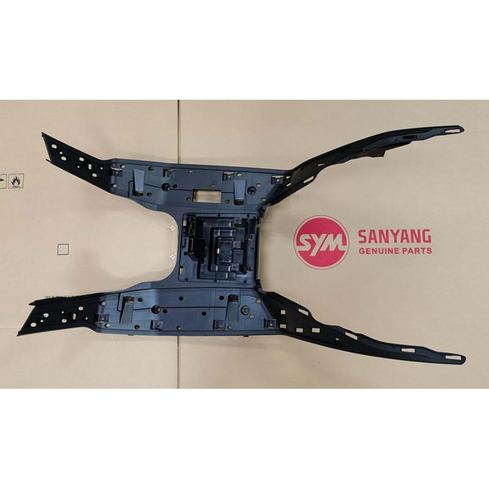 SYM JET X 125 ABS AYAK BASMA PANELİ 64310-XN1-000