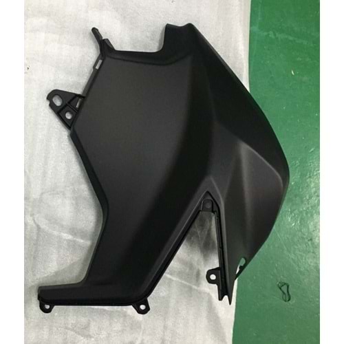 SYM GRNJ YAKIT DEPOSU YAN KAPAGI RH/TARAF SAG(R ) KC SIYAH MAT KC-BK-007U ADET MD NHX125 43010-NHA-000-KC