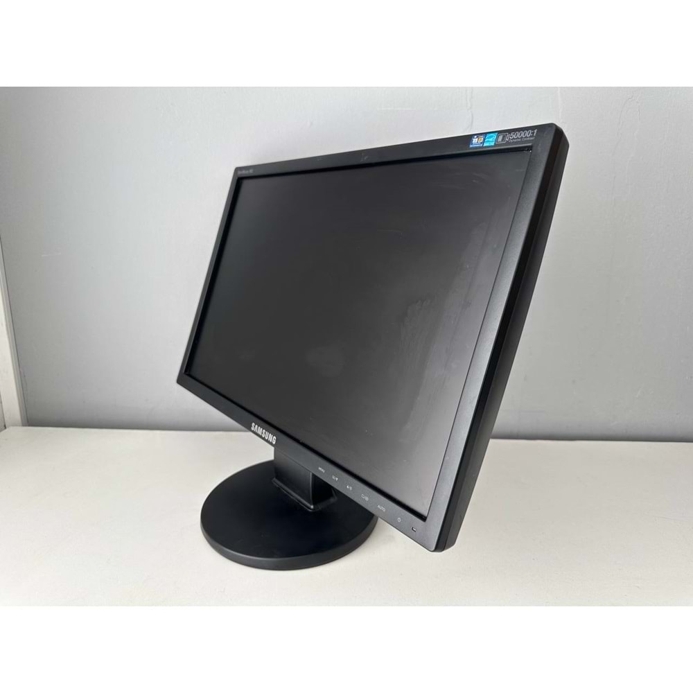 Samsung SyncMaster 943 NW 19