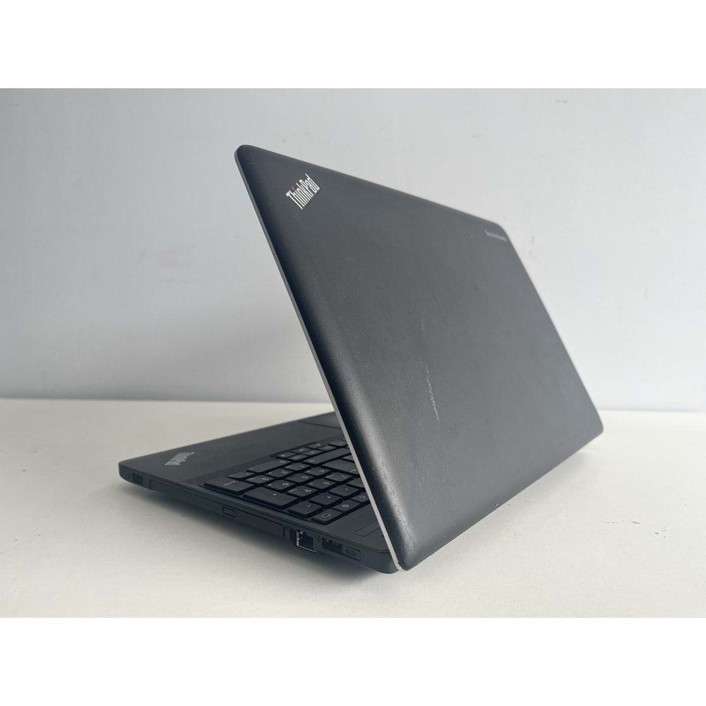 Lenovo ThinkPad E531 İ5 3210m 8GB Ram 120GB Ssd 15.6