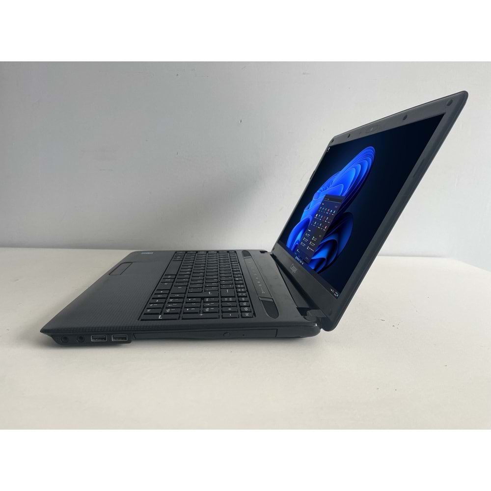 Casper Nirvana NB İ5-4200M 8GB Ram 250Gb HDD 15.6