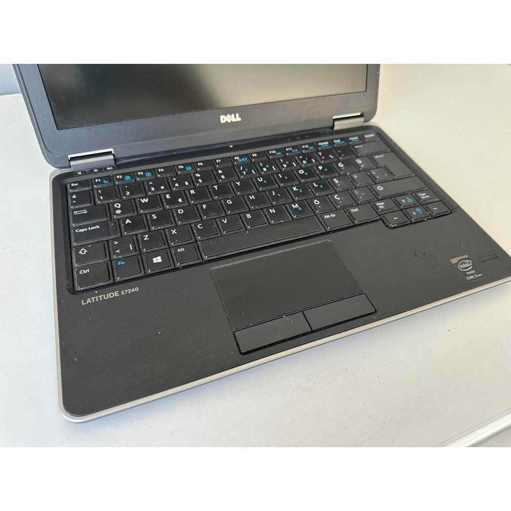 Dell Latitude E7240 i5-4300U 2.90Ghz 8Gb Ram 256gb M-Sata 12.5