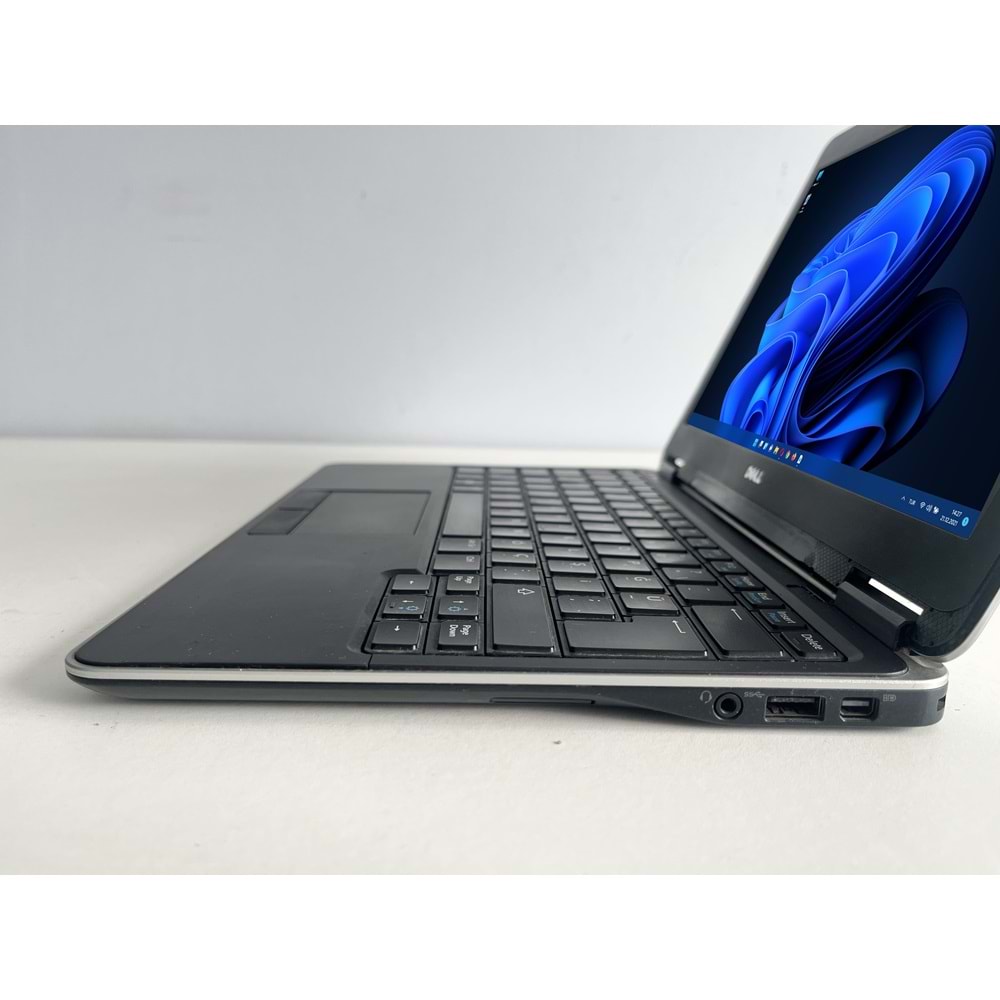 Dell Latitude E7240 i5-4300U 2.90Ghz 8Gb Ram 256gb M-Sata 12.5