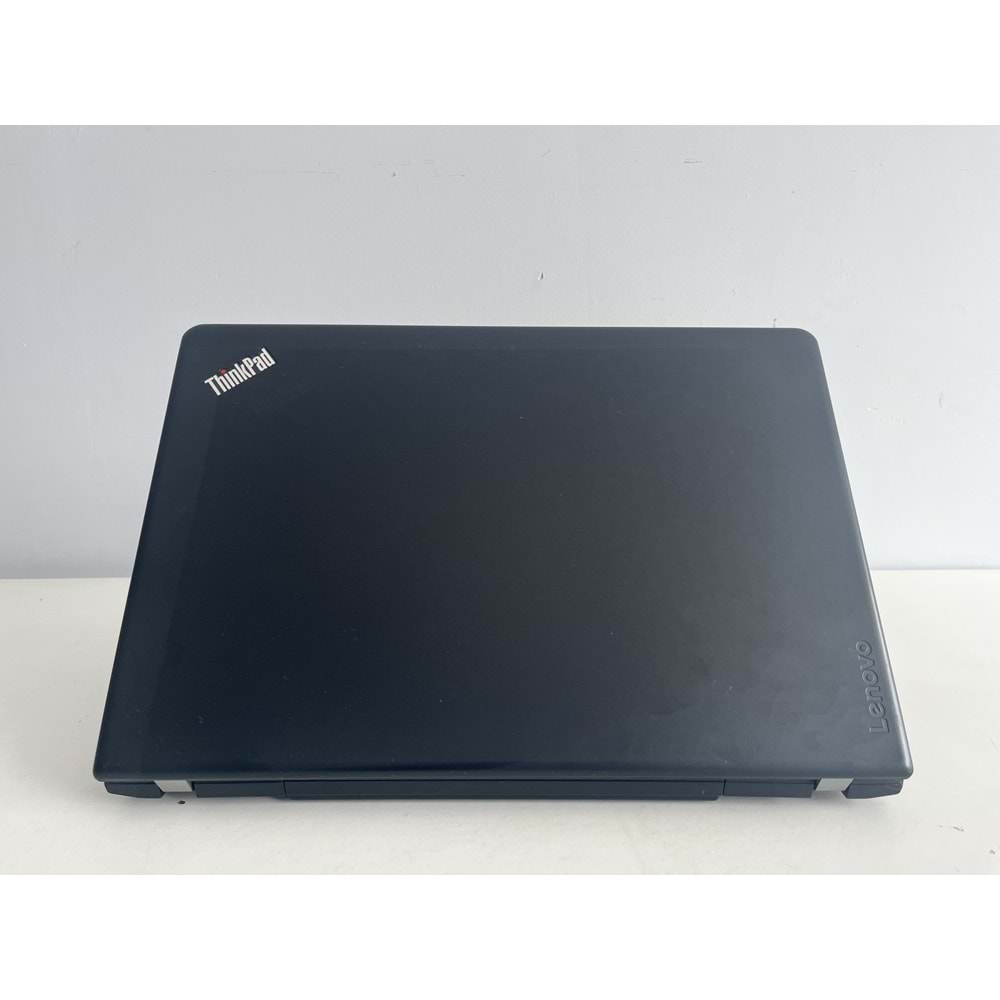 Lenovo ThinkPad E570 İntel İ5 7200u Turbo:3.10ghz 8gb DDR4 Ram 256GB SSD 15.6