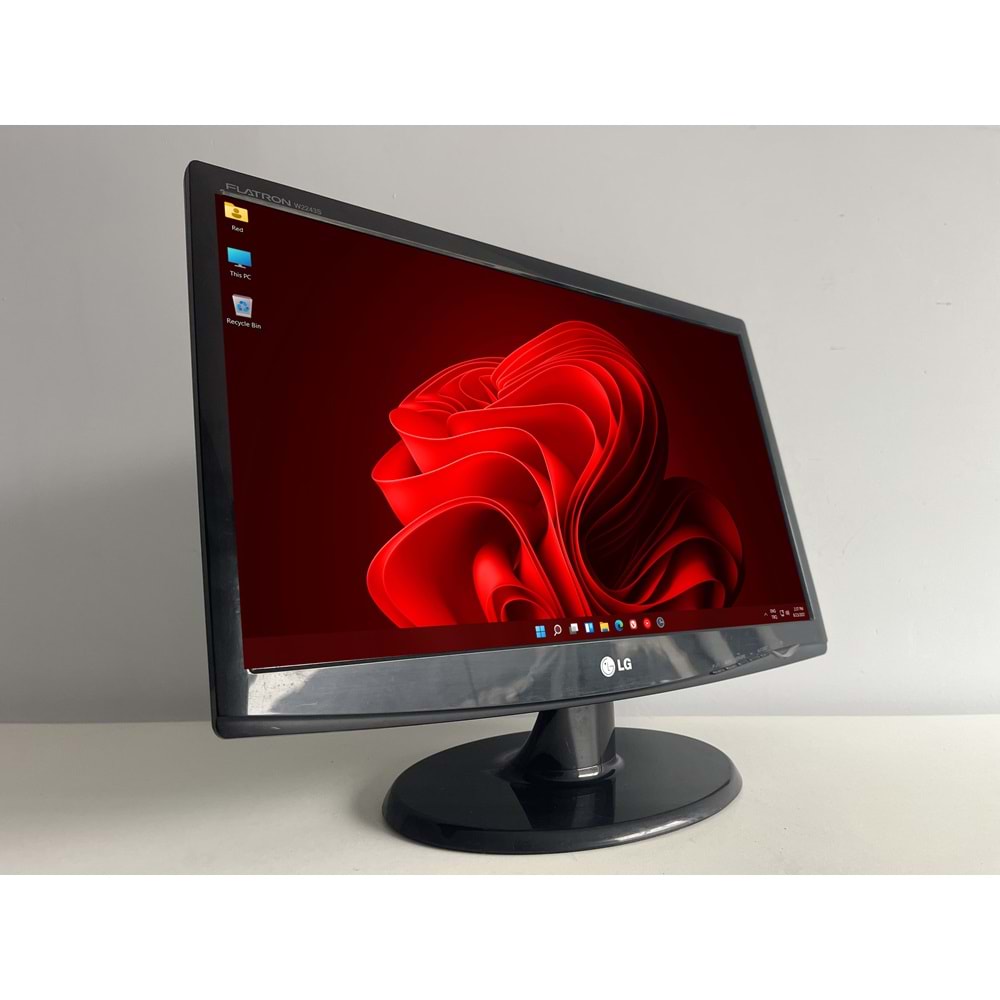 LG W2243S-PF 21.5¨\VGA\LCD Monitör