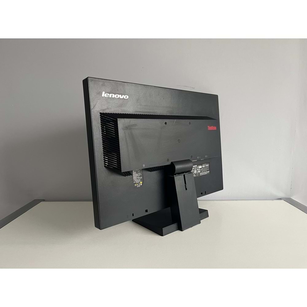 Lenovo Thinkcentre M79 i3 2100 8Gb Ram 128Gb Ssd 120Gb Hdd 22