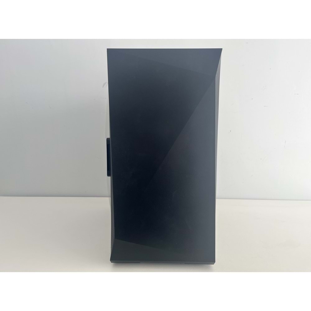 Ryzen 5 1600 İşlemci 16Gb Ddr4 Ram Rx580 8Gb Ekran Kartı 256 Gb M2 NMVe Ssd 500Gb Hdd Gaming Zalman Kasa