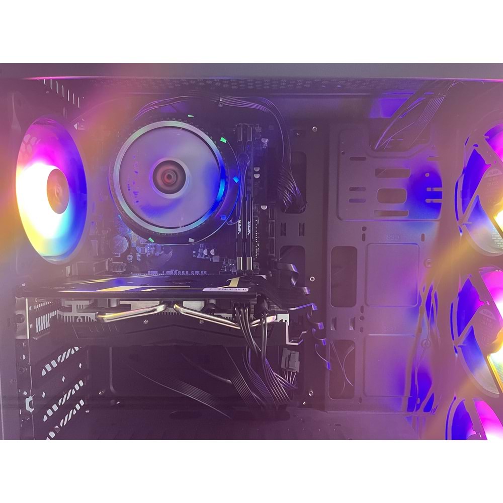 Ryzen 3 1300X İşlemci Rx580 8Gb GDDR5 Ekran Kartı 16Gb Ddr4 Ram 256Gb M.2 Ssd 320Gb Hdd 500W PSU Gaming Zalman Kasa