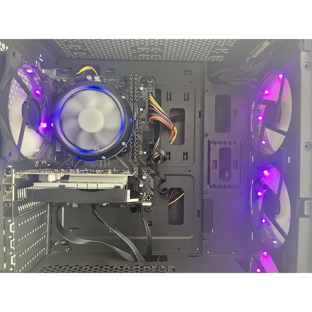 İ3 9100 Gt-740 4Gb Gddr 5 Ekran Kartı 8Gb Ddr4 Ram 512Gb Sata Ssd 300W Everst Psu Rampage Gaming Kasa