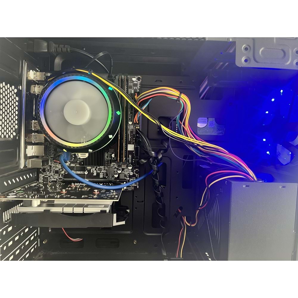 İ5 6400 Gt-740 4Gb Gddr5 Ekran Kartı 8Gb Ddr4 Ram 120Gb Sata Ssd 500Gb Hdd Everest 250W Psu Gamefuture Gaming Kasa