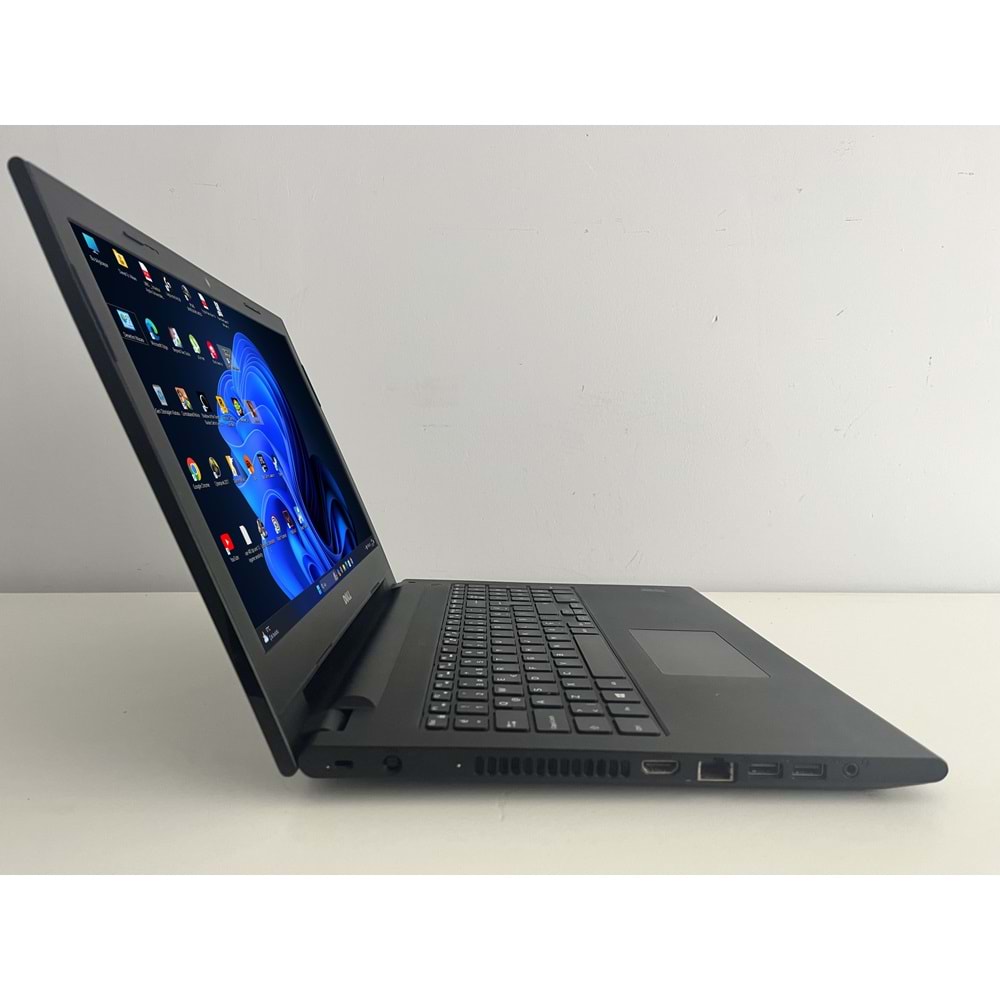 Dell Insperion 15-3541 Turbo: İ5-4210u 2.70Ghz 8Gb Ram 256Gb 2.5 Ssd 15.6