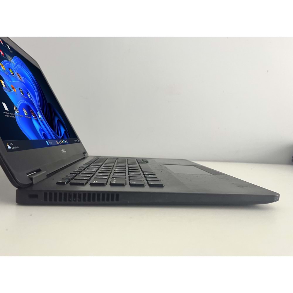 Dell Latitude E7470 İ5-6300u Turbo: 3.00Ghz 8Gb Ddr4 Ram 128Gb Nvme Ssd 14