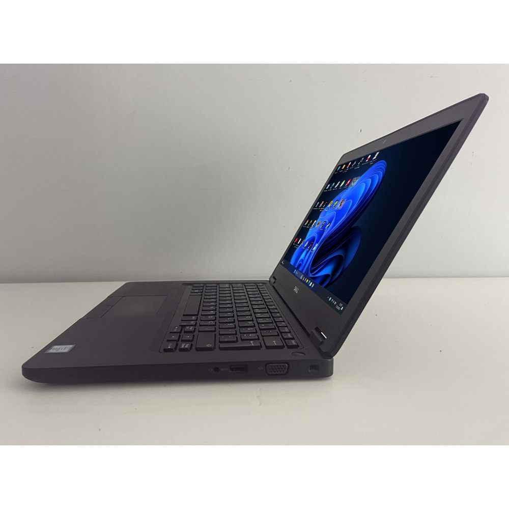 Dell Latitude 5490 İ5-6300u Turbo: 3.00Ghz 8Gb Ram 128Gb Nvme Ssd 14