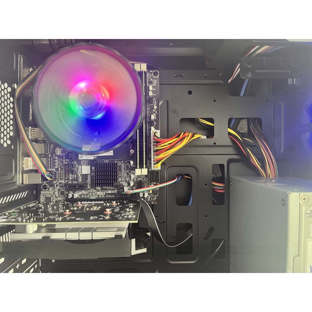 İ5-4570s 16Gb Ddr3 Ram Gt740 4Gb Gddr5 Ekran Kartı 256Gb M2 Ssd H8 Anakart 300W Psu