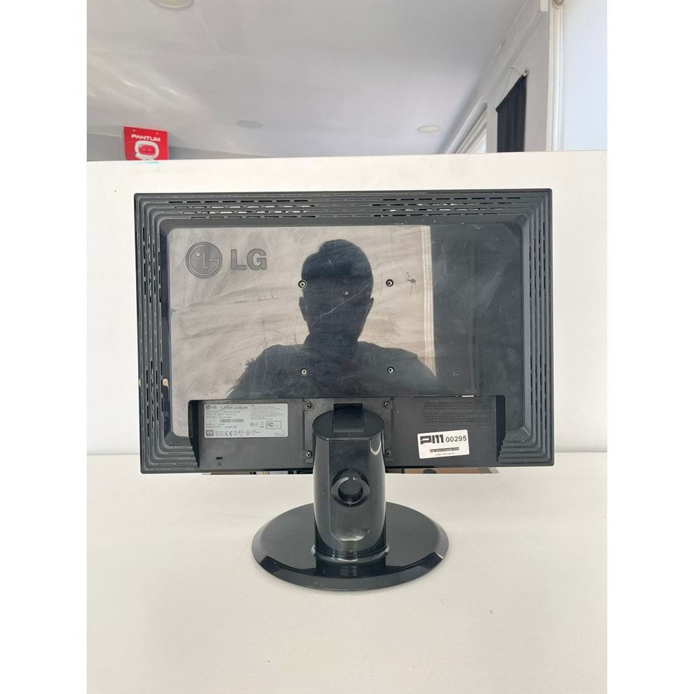 LG FLATRON L222WS 22